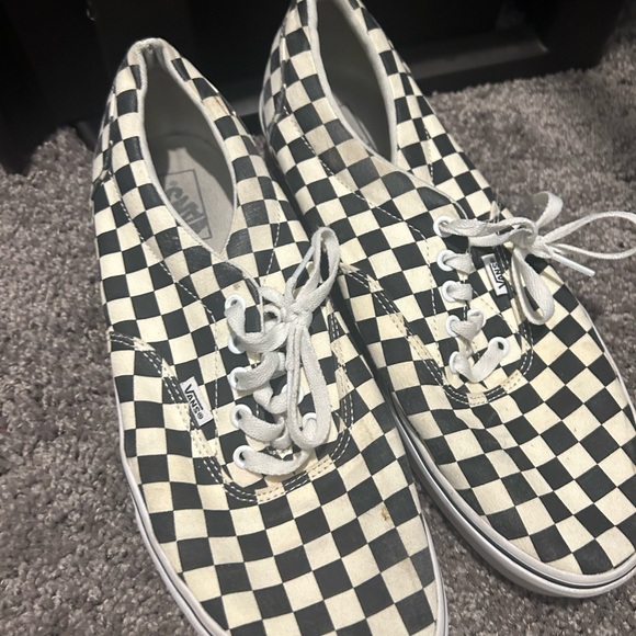 Vans - Picture 5 of 5